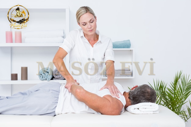 Ayurveda Masajı: Seans Öncesi Hazırlık ve Doğru Beklenti 1 Ev ortamında masaj için sakin ve düzenli alan örneği